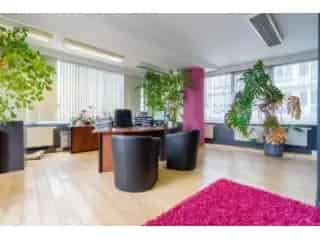 Kantoor te Koop Luik 191m2 Centrum Uitzicht Water