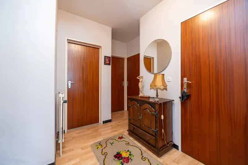 Appartement te huur Berchem 2 slaapkamers terras garagebox