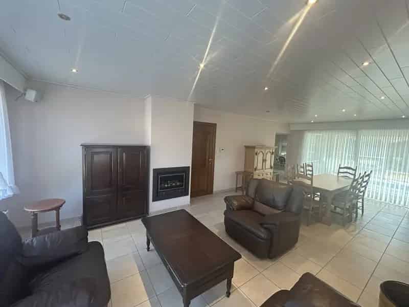 Instapklare woning Dessel met tuin veranda garage 2 slaapkamers