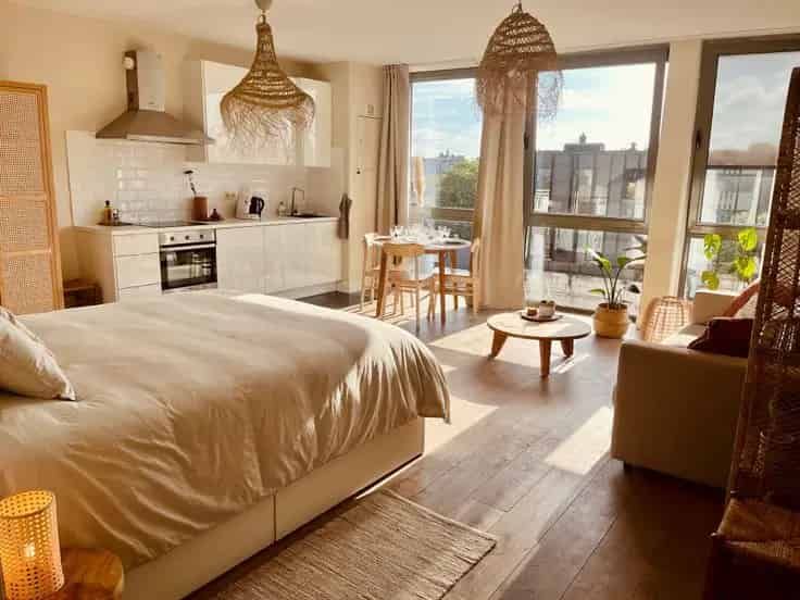 Studio Te Koop Antwerpen: Lichtrijke Studio Nabij Stadspark