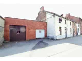 Huis te koop Bouffioulx 3 slaapkamers 3 garages tuin
