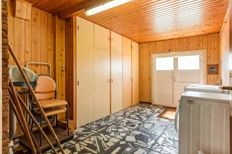 Tof gelegen woning te renoveren 2 slaapkamers garage tuin