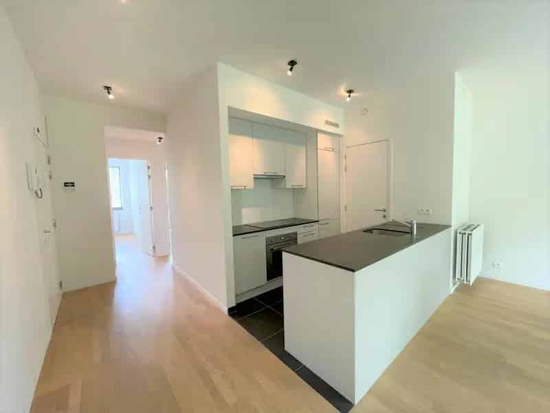 Appartement te huur Ukkel 75m2 2 slaapkamers terras