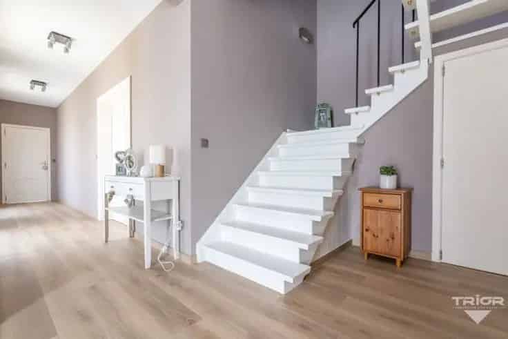 Huis Te Koop Nivelles 439m² 5 slaapkamers Kantoorruimte Garage