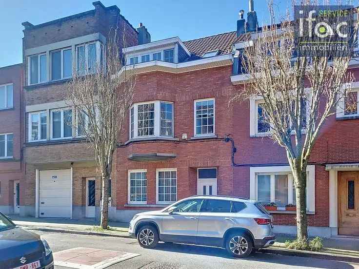 Huis Te Koop Renovatieproject 1937 Authentiek 210m²