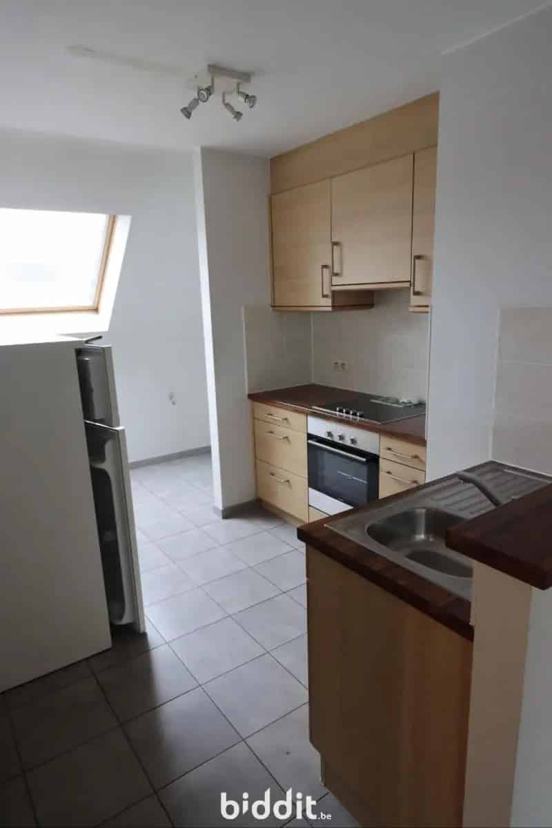 Duplexappartement met garage te koop