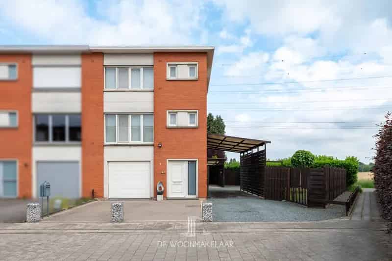 Halfopen Bel-Etage 3 Slaapkamers Carport Nabij De Reukens