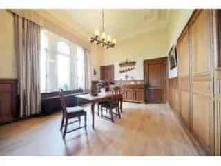Herenhuis te koop Chapelle-lez-Herlaimont 870m²