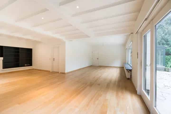 Villa Waterloo 5 slaapkamers 2 badkamers zwembad