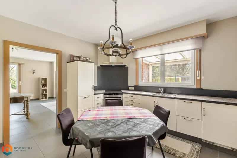 Gelijkvloerse woning te Peulis met tuin