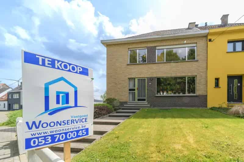 Huis te Koop Nieuwerkerken - Ruime gezinswoning