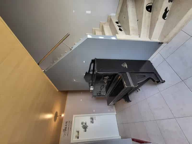 Huis te huur West-Vleteren 5 slaapkamers 212m2 tuin