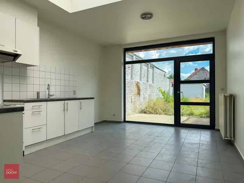 Huis te Huur Bavikhovedorp: Charmante Dorpswoning met Garage