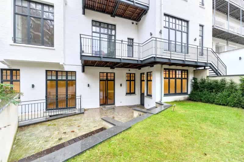 Appartement Sint-Gillis 250m2 3 slaapkamers Tuin Terras