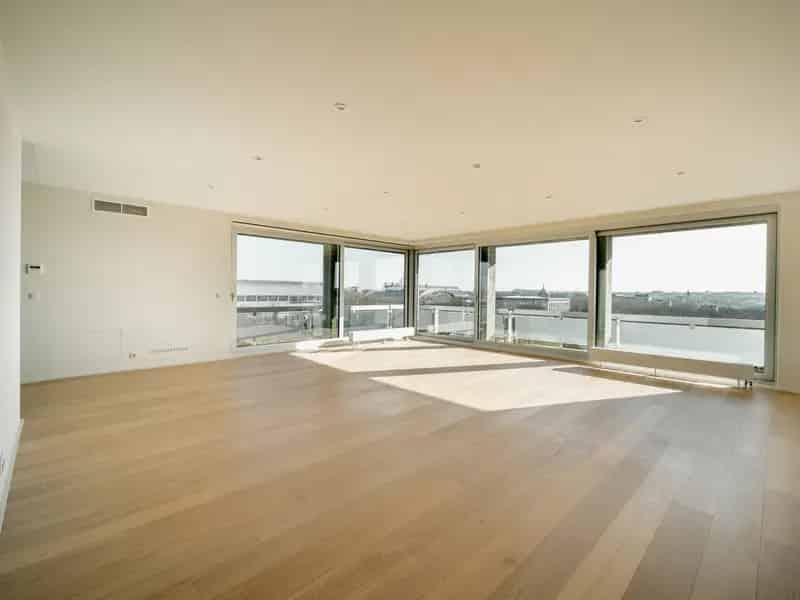 Penthouse Jubelpark 4 slaapkamers 240m² Terras Uitzicht