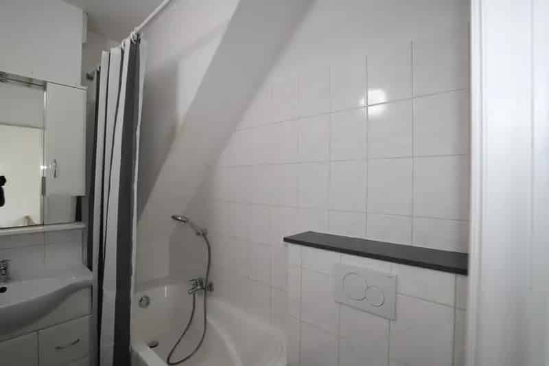 1 Slaapkamer Appartement Borsbeek - Centraal Gelegen
