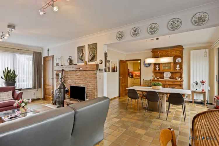 Huis te Koop 4 slaapkamers Ruime Garage Instapklaar