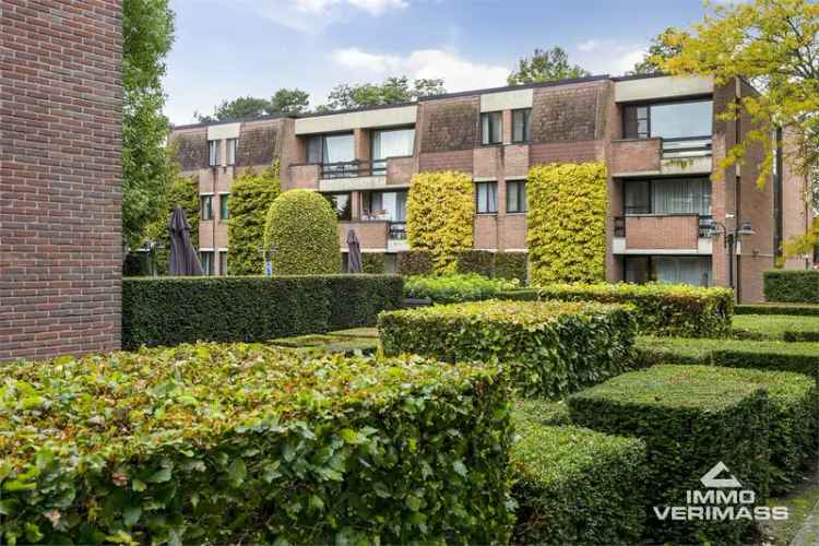 Appartement te koop in Populierenhof met terras en zorgdiensten