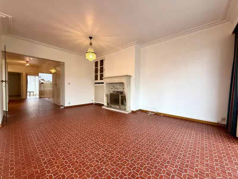 Ruim Hoekappartement te Koop Brugge