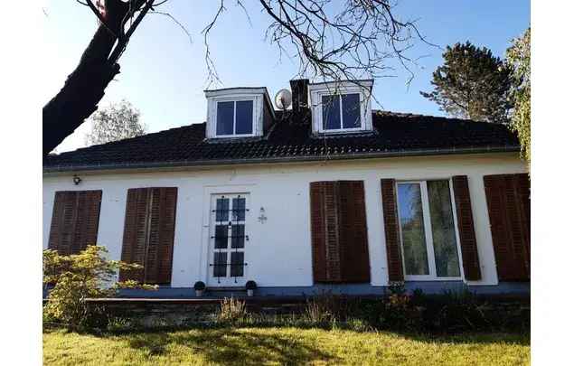 Huur 4 slaapkamer huis van 100 m² in Namur