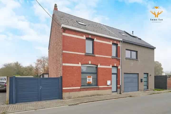 Huis te Koop Berlare - Charmante Halfopen Bebouwing