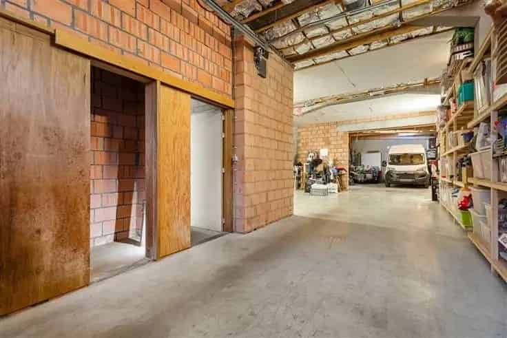 Appartementsblok Te Koop Merksem 3 Appartementen Magazijn
