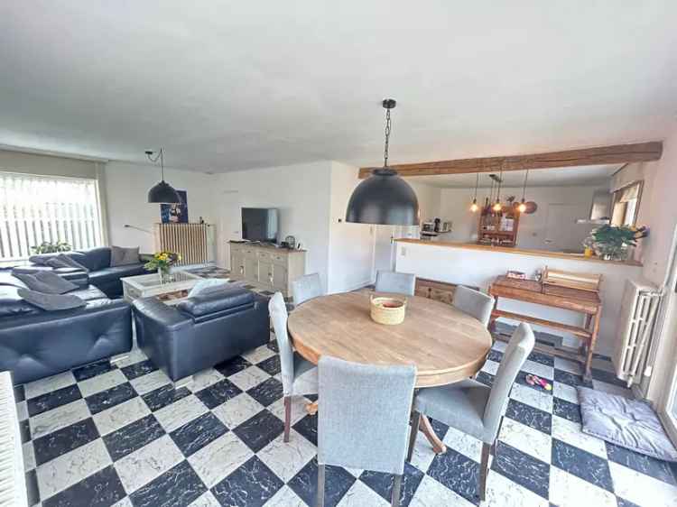 Huis te huur: Instapklare 4 Slaapkamers, Garage, Zuidtuin