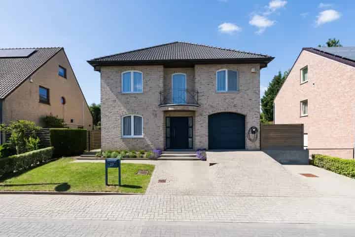 Villa te Sterrebeek 6 slaapkamers 3 badkamers 300m²
