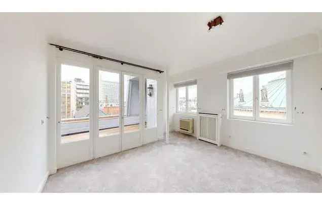 Huur 1 slaapkamer appartement 319m² Antwerpen