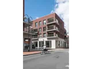 Commerciële Ruimte te Roeselare 2200m²