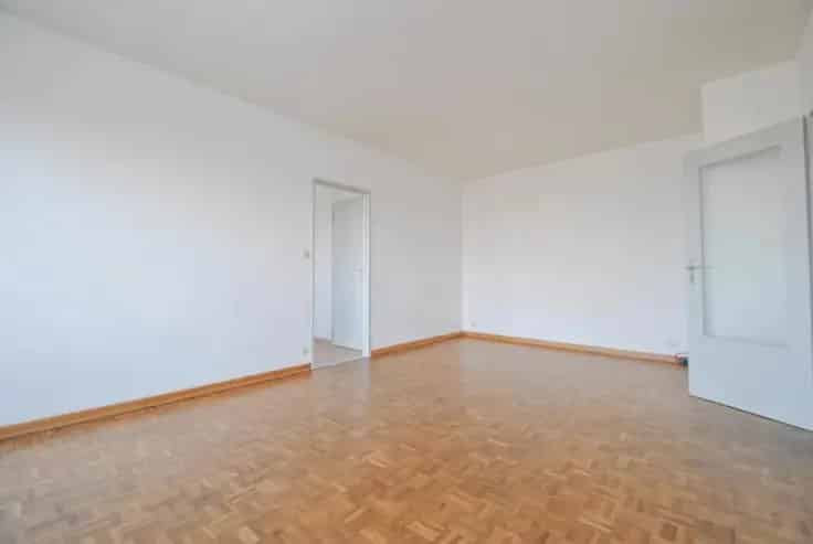 Appartement 1 Chambre Jette A Renover Pres Shopping Basilix
