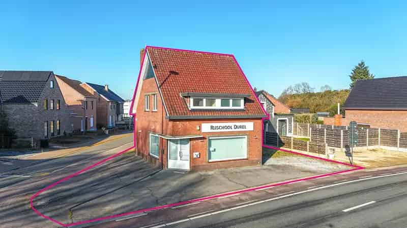 Huis te huur Koersel: Woning met Praktijkruimte