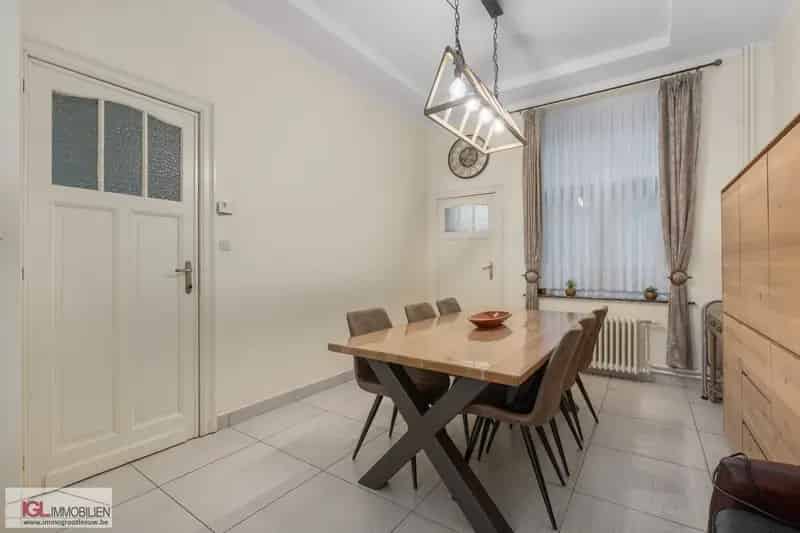 Karaktervol herenhuis 5 slaapkamers Astridpark