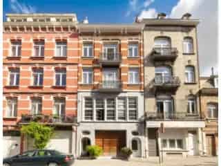 Duplexloft te Sint-Gillis 165m² - Atelier - Kantoor - Garage