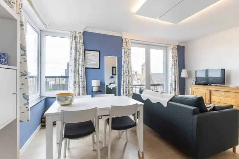 Gerenoveerd Appartement te Koop De Panne