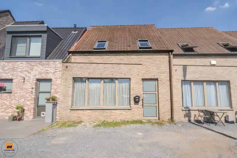 Huis te koop Sleidinge centrum: Rustig wonen nabij winkels en restaurants