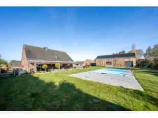 Huis te koop Libin - Ruime gezinswoning met zwembad