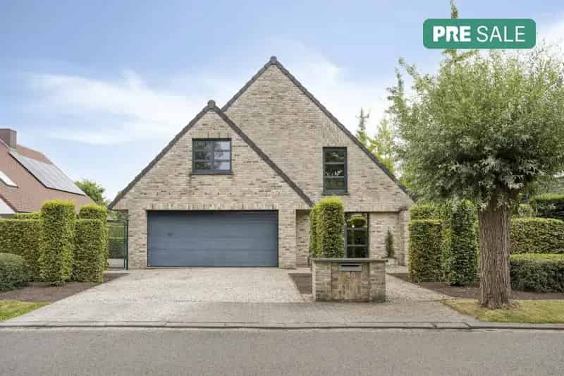 Villa te Rumbeke: Instapklaar, 3 slaapkamers, garage, tuin