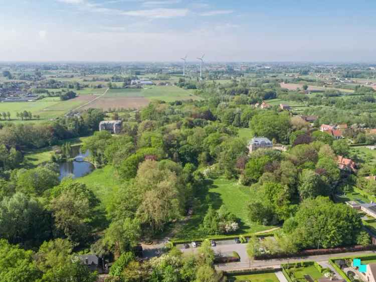 Exclusief gelegen bouwgrond te Izegem / Bosmolens