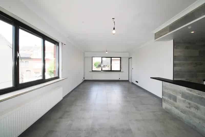 Appartement te huur Hemiksem - Instapklaar en charmant