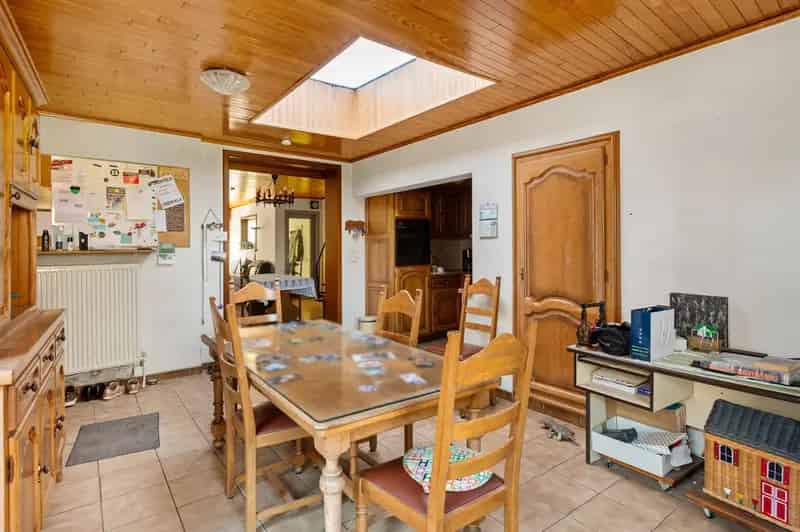 Ruime 5 Slaapkamerwoning Hartje Walem