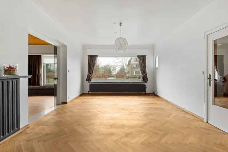 Charmante villa te 's-Gravenwezel 1755m²