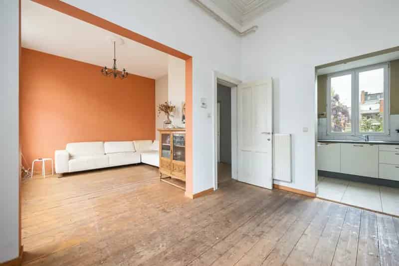 Antwerpen Herenwoning Te Renoveren 4 slaapkamers