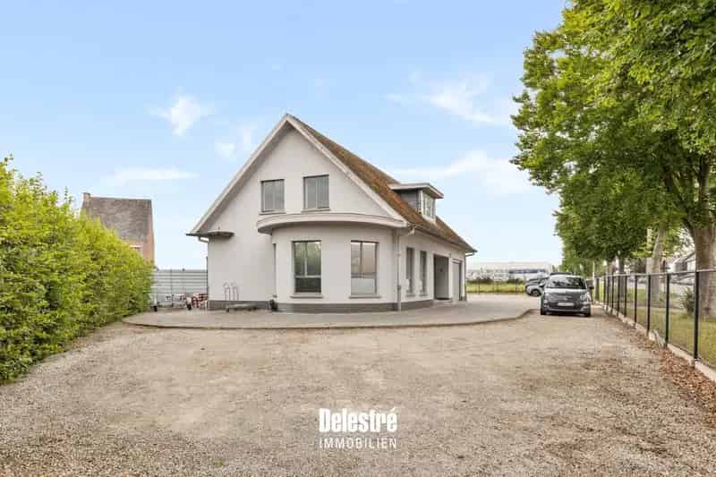 Gentse Steenweg Toplocatie - Commercieel Vastgoed met Parking