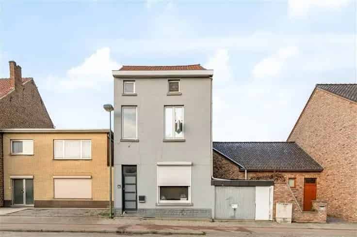 Huis te koop Linter: 2-4 slaapkamers, garage, renovatieproject
