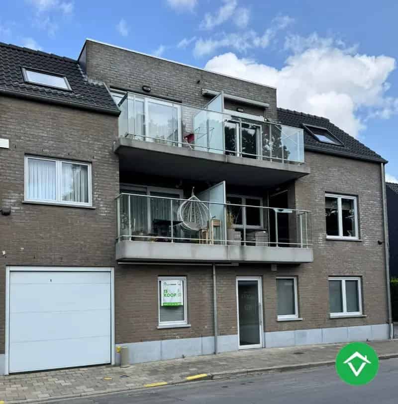 Appartement te huur Roeselare: 1 slaapkamer, tuin, autostaanplaats