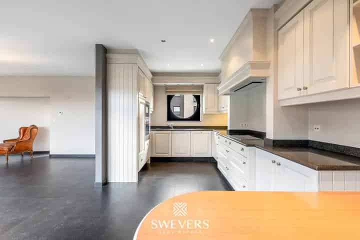 Woning 4 slaapkamers Handelsruimte Leopoldsburg