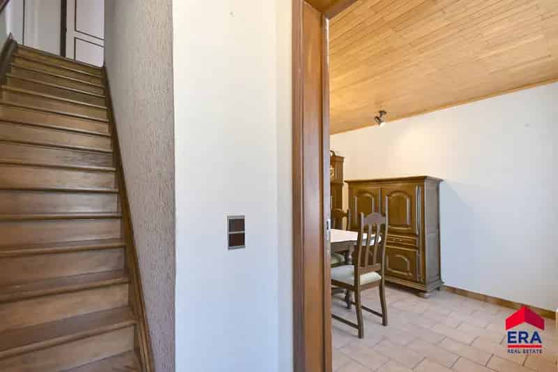Gezellige woning met potentieel te Eeklo