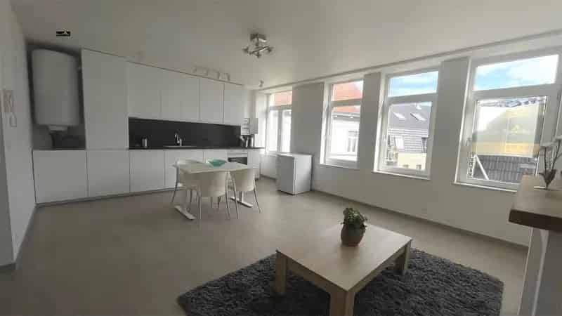 4 Appartementen Blankenberge: Gerenoveerd Herenhuis Te Koop
