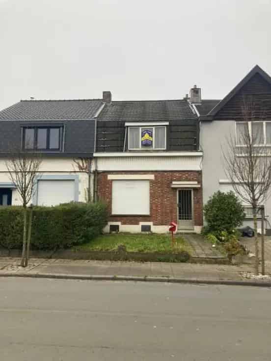 Te renoveren huis Seraing-Ougree met garage